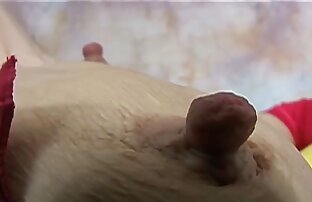 XXX 広がる彼女の足のビーチで裸 エッチ 動画 女性 向け 無料