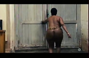 XXX スレンダーな祖母は近親相姦の後に孫の精子を飲み込んだ。 無料 女性 向け エッチ 動画