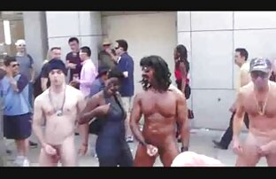 XXX スペインビーチbabeは公共の場で披露！ 女 向け エロ 動画