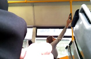 XXX 性別とマッサージテーブルの上に二つのマッサージ師 女の子 向け エロ 動画