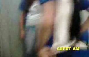 XXX 地下鉄で彼女のスカートの下に見知らぬ人の猫をスパイ じょせい むけ あだると どう が