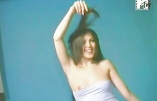 XXX シリコーンのお尻を持つスポーツマンは、フェラチオの後に彼女の恋人に犯されます。 女性 向け の h 動画