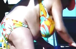 XXX 恐竜金髪はstripteaseの庭 女の子 の ため の 無料 アダルト